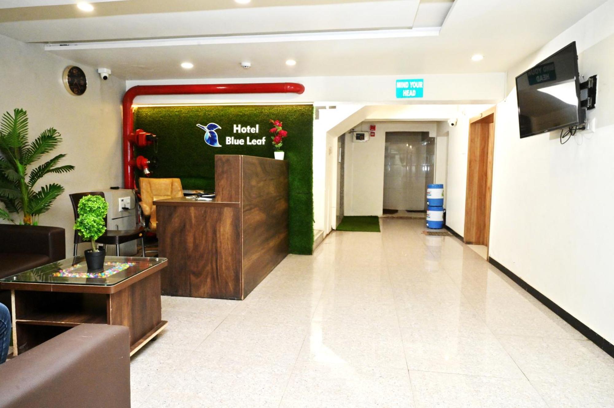 Hotel Blue Leaf Раджкот Экстерьер фото